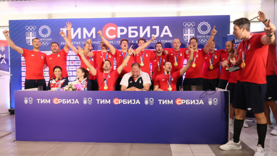 KAD HEROJI PLAČU! Pesma koja slama srca - njihove suze pogodile su celu Srbiju! (VIDEO)