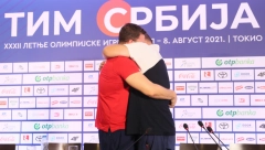 DOKAZ DA SU I ONI SAMO LJUDI! Suze šampiona koje su obišle svet (FOTO GALERIJA)