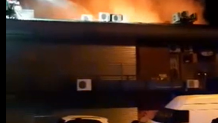 Vatrogasci se borili celu noć da obuzdaju vatrenu stihiju! (FOTO)