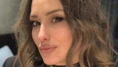 NAJVEĆE FOLK ZVEZDE NAZVALA SELJANOM! Žena poznatog fudbalera se nakon skandala pere i pokušava da obmane javnost još gorim rečima! (FOTO)