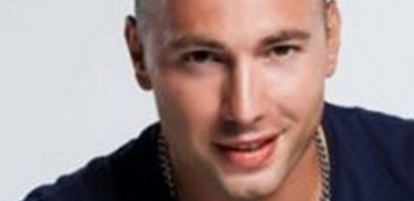 BRENDON KAO OD MAJKE ROĐEN! Kontroverzni zadrugar potpuno obnažen, sve se vidi, objavom šokirao javnost! (FOTO)