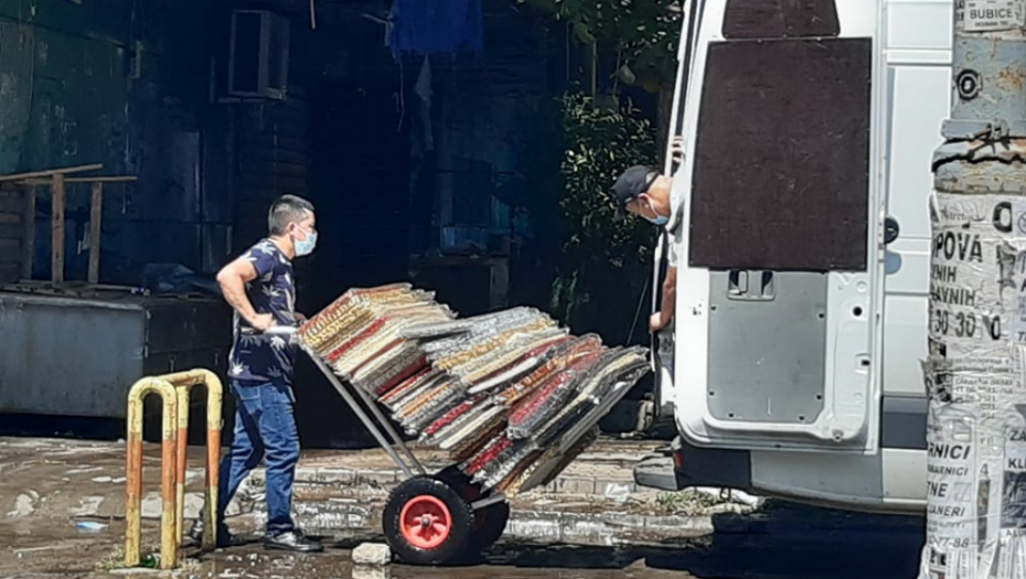 VLASNICI  LOKALA U KINESKOM TC OČAJNI: Možda se vratimo u Kinu... (FOTO/VIDEO)