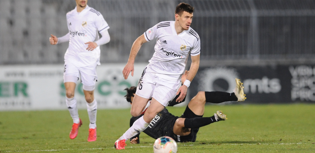 STIŽE DUGO ČEKANO POJAČANJE NA "MARAKANU" Zvezda dovodi levog beka?