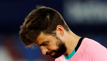 HOĆE DA SKRATI FUDBALSKI MEČ Pike se pravio pametan, poznati teniser mu brutalno zapušio usta