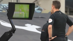 REVOLUCIONARNO FUDBALSKO PRAVILO Sudije će komunicirati sa navijačima!