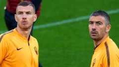 VELIKI UDARAC ZA ŠAMPIONA Glavni napadač dobio koronu, a slede mečevi odluke