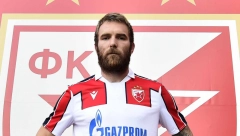 CRVENA ZVEZDA PREDSTAVILA NOVI DRES Nova odevna kombinacija za Kluž (FOTO, VIDEO)