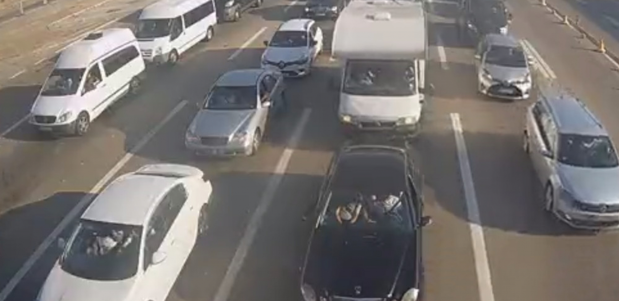 ŠTEDI GORIVO, A ČUVA MOTOR Evo kako je najekonomičnije voziti auto-putem