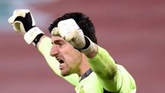 SAMO MISLE NA NOVAC! Poznati golman udario jako na UEFA i FIFA!
