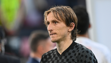 HRVAT SE VRAĆA U PREMIJER LIGU? Modrić napušta Real, ali je malo ko očekivao da bi mogao baš u ovaj klub!