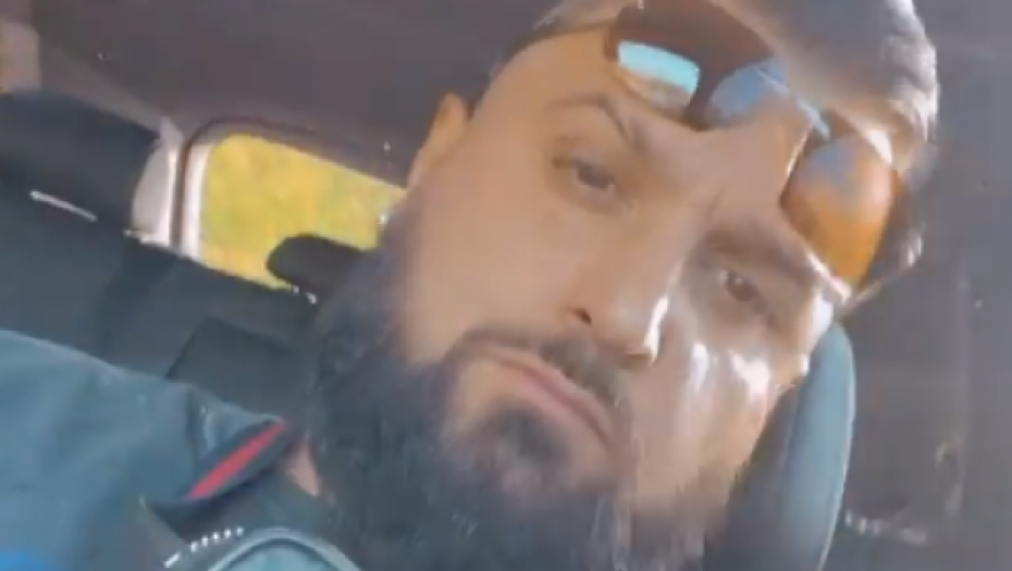 URNEBESNE PROZIVKE NA RAČUN DŽALE BRATA! Reper hteo da se pohvali, a Tviteraši ga brutalno spustili!