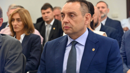 MINISTAR VULIN UKANALIO KURTIJA Ko njega šta pita?! Znam šta je naumio, zadaćemo kontraudarac od kog se neće oporaviti