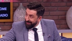 OGNJEN VIŠE NE IZGLEDA OVAKO! Voditelj izgubio opkladu i potpuno promenio lični opis, umešana i njegova supruga Danijela (FOTO)