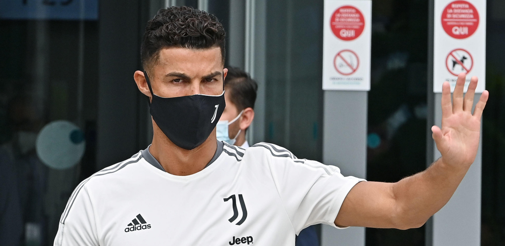 POSLE PRIČA DA PRELAZI U REAL I PSŽ Ronaldo se hitno oglasio i rekao gde nastavlja karijeru