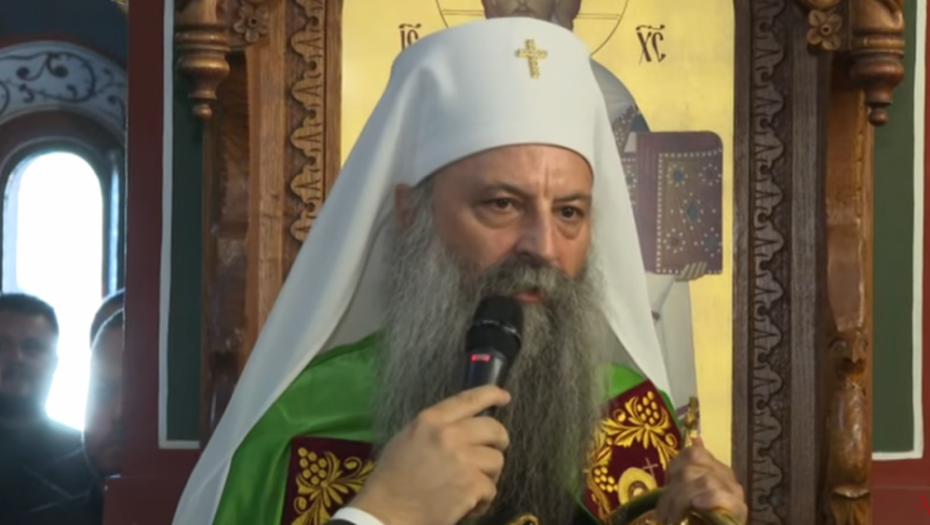JEDAN ČOVEK JE OTIŠAO IZ NAŠEG NARUČJA, KOJI NAM JE ŽIVOT UVESELJAVAO I SEBE DAVAO! Poruka Patrijarha Porfirija porodici Gutović dirnula sve prisutne!