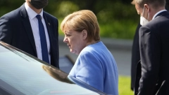 MERKELOVA SVE OTKRILA Ovo je razlog njene drhtavice koja je zabrinula Nemce!