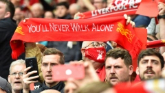 KAPITEN STAVIO PARAF! Liverpul potpisao ugovor sa čovekom koji je podigao pehar Premijer lige!