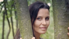 SLAVLJE U DOMU ELENE KARIĆ! Sinovi dali dizajnerki poklon od kog su joj krenule suze, nije mogla da veruje šta je snašlo! (VIDEO)