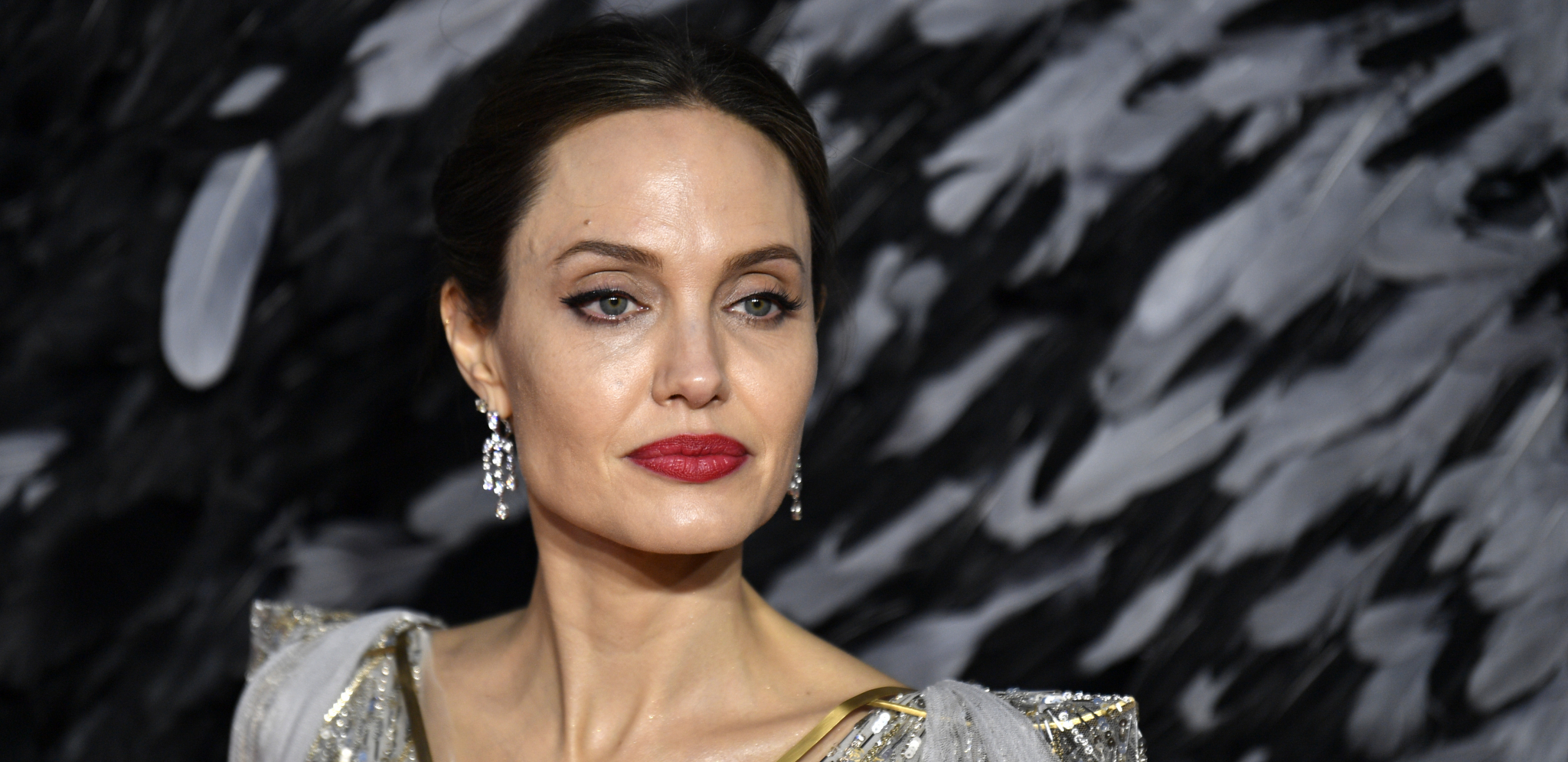 DUGO SE BORILA SA OPAKOM BOLEŠĆU Anđelina Džoli potresnom objavom rasplakala fanove, glumica je doživela veliki gubitak