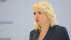 DO SADA NEVIĐENO MODNO IZDANJE Ministarka u rolci oduševila pratioce!
