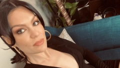 JECALA JE SATIMA! Poznata pevačica šokirala odlukom da se povlači, prolazi kroz haos zbog bolesti!