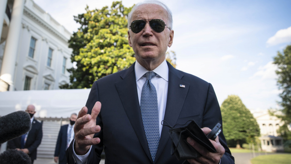 BAJDEN PONOVO POBRKAO LONČIĆE! Američki predsednik nije znao sa kim razgovara