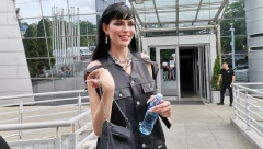 PROSTITUCIJA JE POSAO KAO I SVAKI DRUGI Denz Dejm o pričama da nudi se*sualne usluge za novac i estetskim operacijama