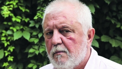 "UBIJ ŽVALAVOG!" Gaga Antonijević o napadu Bjelogrlića i Katarine Radivojević: Šta se ku*čiš, je*em ti Daru iz Jasenovca!