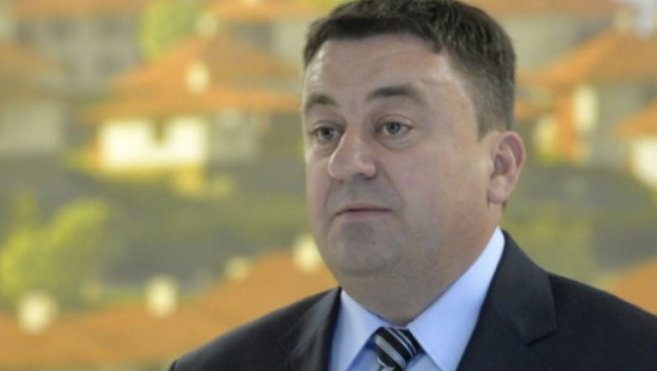 Srpske sudije južno od Ibra stupile u bojkot zbog sramne presude Todosijeviću!