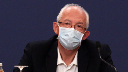 DR KON O NOŠENJU MASKI U ŠKOLAMA: Detaljno objasnio u kojim trenucima treba da se nosi