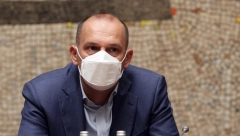 OGLASIO SE MINISTAR LONČAR: Evo šta će biti sa lekarima koji vam savetuju da se ne vakcinišete