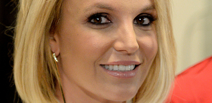 BRIZNULA U PLAČ NAKON PRESUDE! Britni Spirs je nakon više od 13 godina pakla slobodna žena, ukinuto starateljstvo njenom ocu!