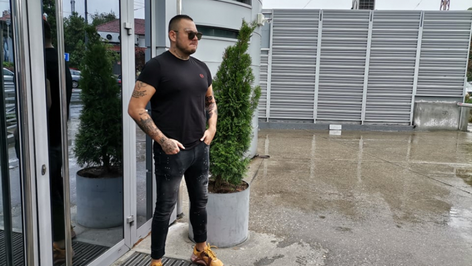 ZAMALO TUČA, HAOS U ŠIMANOVCIMA! Filip Car u žestokom okršaju sa budućim zadrugarom!