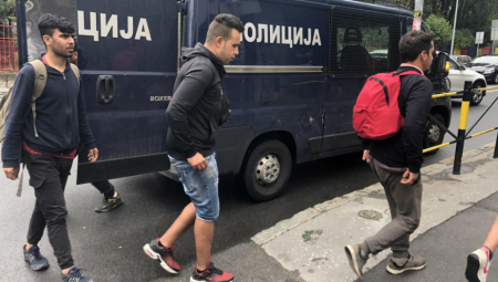 AKCIJA POLICIJE NA GRANICI SA BUGARSKOM U autu otkrivena trojica migranata bez dokumenata!