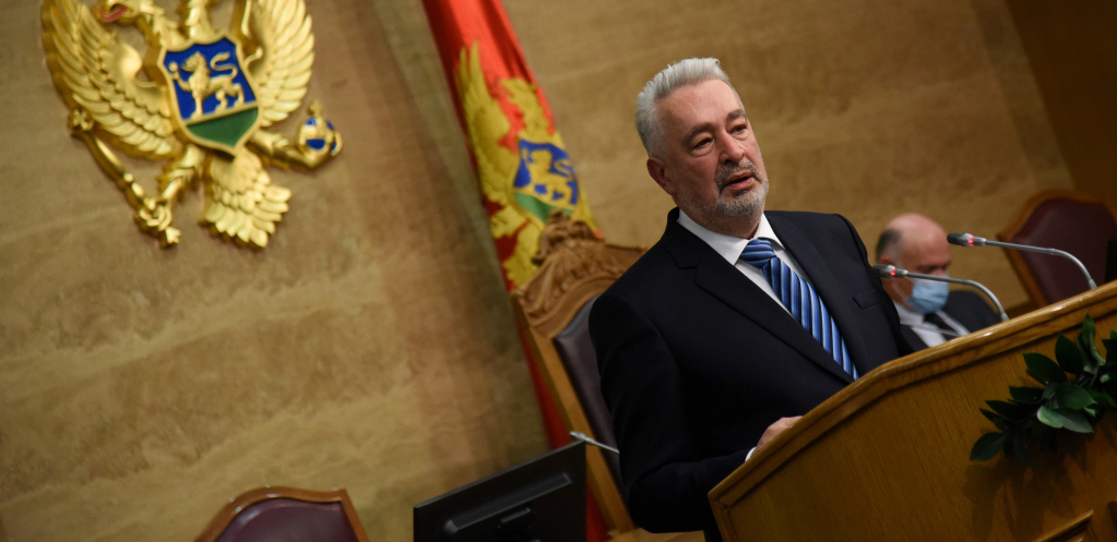 KRIVOKAPIĆ U STRAHU Hitno sazvao sednicu Veća za nacionalnu bezbednost