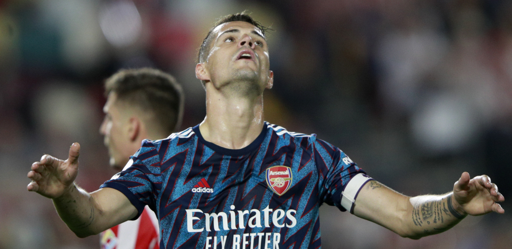 ARSENAL UJEO ZA SRCE NAVIJAČE! BAŠ SU BESNI! Švajcarskog provokatora su terali iz kluba, a uprava ga nagradila!