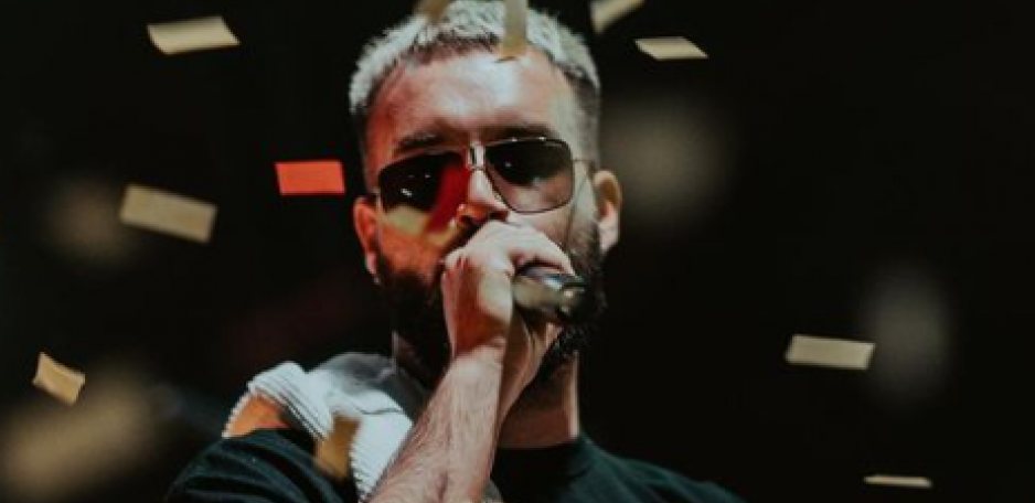 DOŠAO NA NASTUP SA STEZNIKOM Nuci otkrio detalje oporavka, a prokomentarisao je i Devitovo bahaćenje sa satom od 70.000 evra