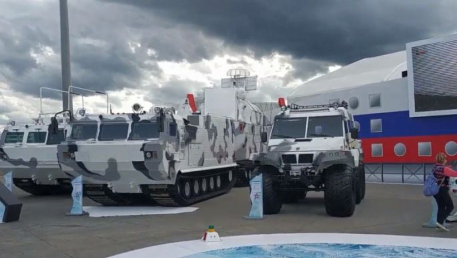 RUSIJA ZABRANILA ULAZAK PUTNICIMA IZ OVIH ZEMALJA Po svaku cenu omikron soj mora biti sprečen