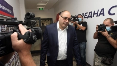 VLADIMIR ĐUKANOVIĆ UNIŠTIO OPOZICIONE IZASLANIKE Sahranili smo sve vaše laži koje ste dve godine servirali narodu sa svih mogućih medija