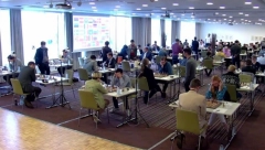 KOLO U ZNAKU VELIKOG BROJA REMIJA Prvi favorit Džons jedva sačuvao živu glavu