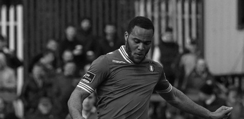 ENGLESKA U SUZAMA Bivši fudbaler Arsenala preminuo u 35. godini