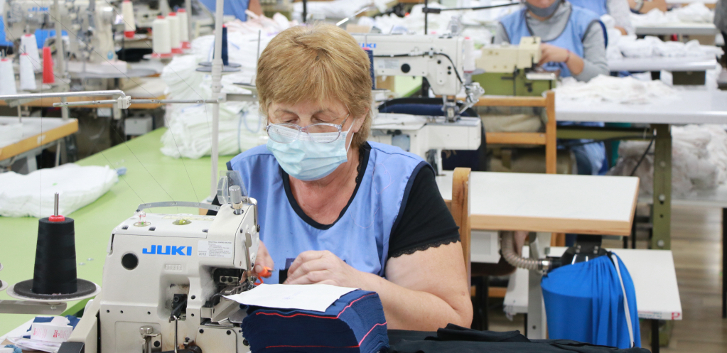 SRBIJA GAZI HRABRIM KORACIMA Preko 300 građana iz osetljivih grupa dobilo posao, polovinu čine žene