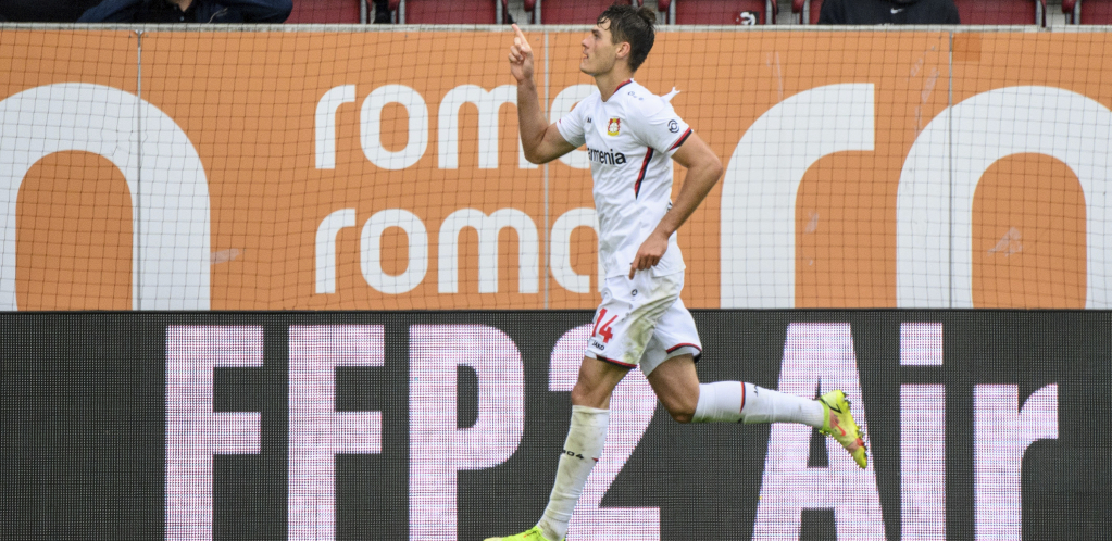 ZAIGRALI SE Više golova dali sebi nego protivnicima, jedan je bio spektakularan, za TV špice (VIDEO)