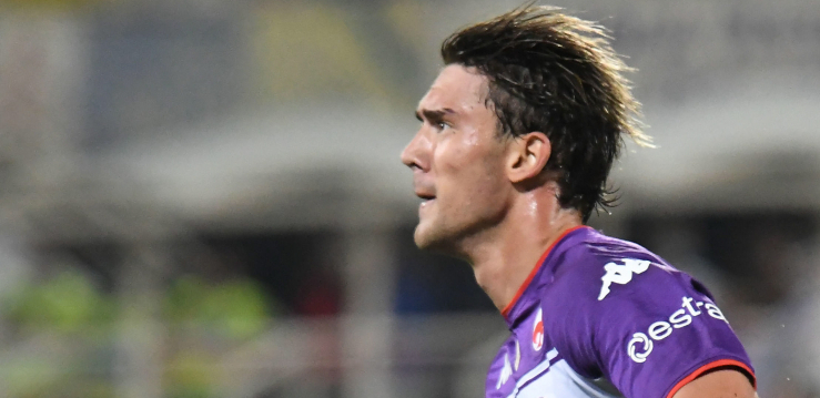 VLAHOVIĆ DOBIO NAGRADU, PA POCEPAO MREŽU Novi šok za Juventus usred Torina (FOTO, VIDEO)