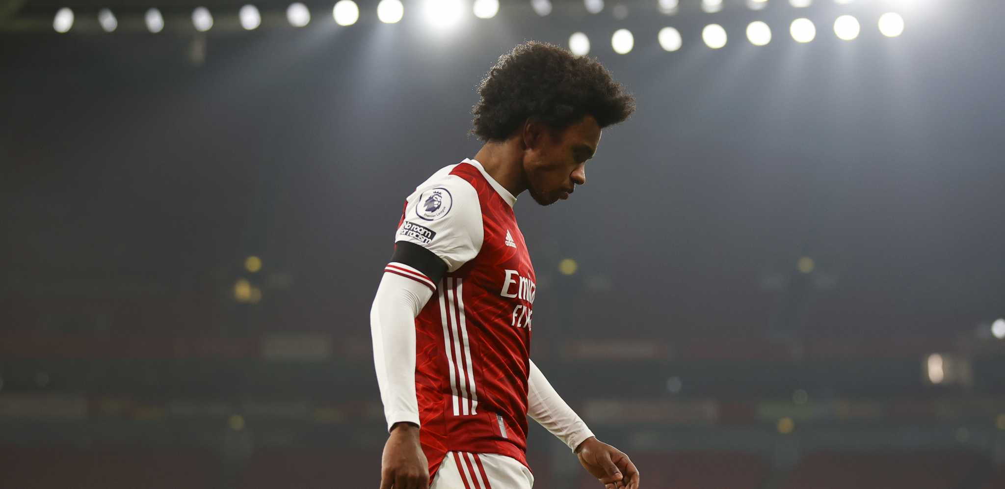 ARSENAL U FAZI RASPADA! Plaćali ga 10.000.000 evra po sezoni, a sada raskinuli ugovor i pustili ga za džabe!