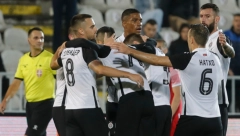 SVE ZA TITULU Partizan "razbio kasu" i doveo Ajaksovo dete (FOTO)