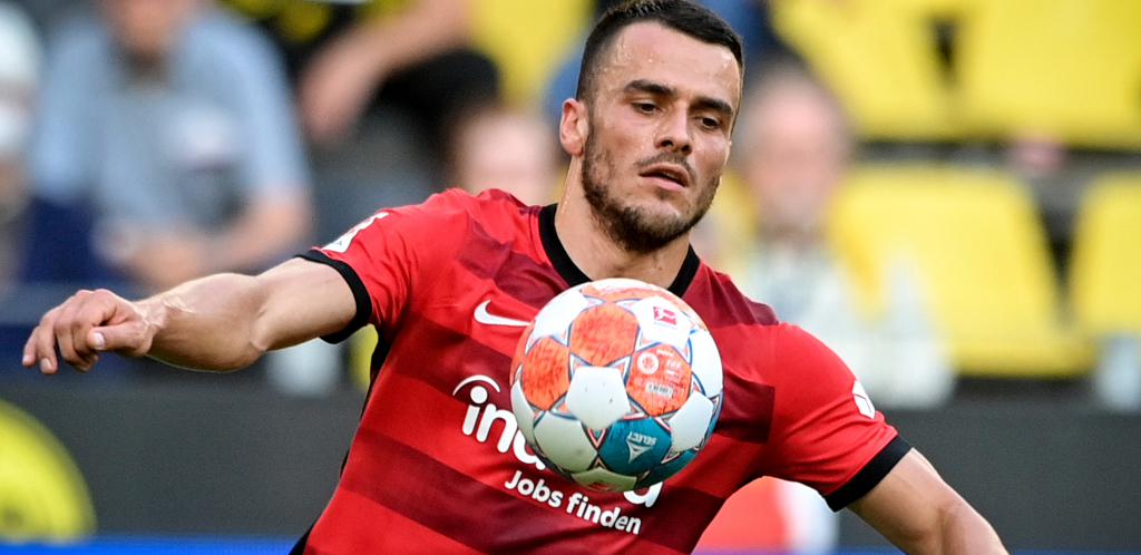 KRAJ SAPUNICE? Nemci prenose da Kostić prelazi u Lacio!