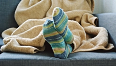 Primetili ste tragove kada skinete čarape? Evo šta to govori o vašem zdravlju