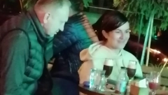 NOĆNI KOLEGIJUM NA VRAČARU O da li je to Jelena Obućina sa Draganom Đilasom ili nas oči varaju?! (FOTO)