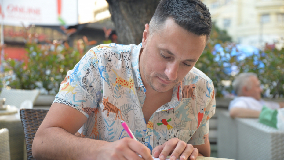 INSPIRISALA GA SVAĐA GRUA I NIKOLE ROKVIĆA! Andrija Milošević je ovako došao na ideju za ,,Pevaj brate"